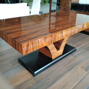 Luksusowy stół z drewna palisander