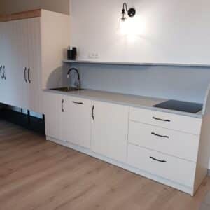 Meble do apartamentu w hotelu w Szczyrku